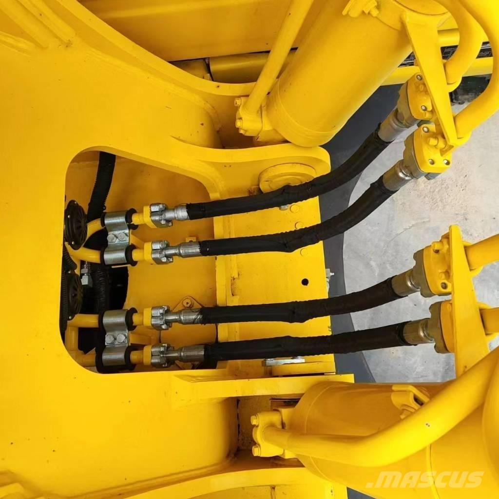 Komatsu PC 240 LC-8 大型油圧ショベル12t以上（パワーショベル・ユンボ）