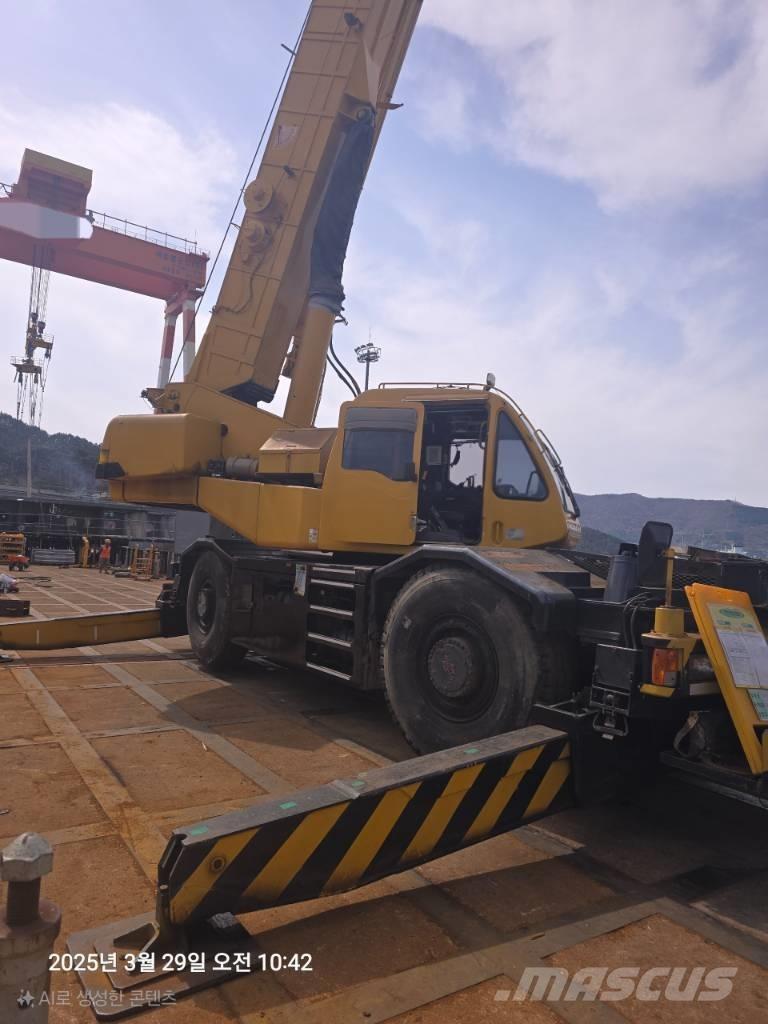 Kobelco RK 450 ラフテレーンクレーン