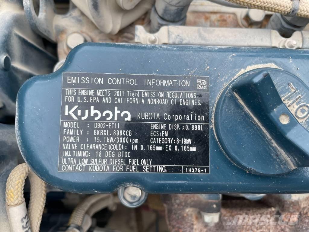 Bomag BW 90 AD-5 タンデムローラ