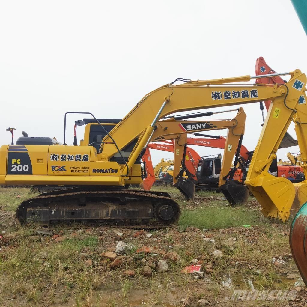 Komatsu PC200-8 大型油圧ショベル12t以上（パワーショベル・ユンボ）