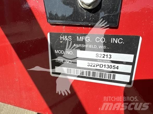 H&S 2213 肥料散布機
