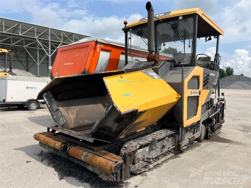 Volvo ABG P 7820 C 建設機械 -　その他