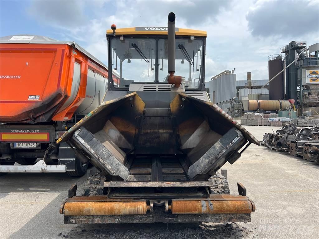 Volvo ABG P 7820 C 建設機械 -　その他