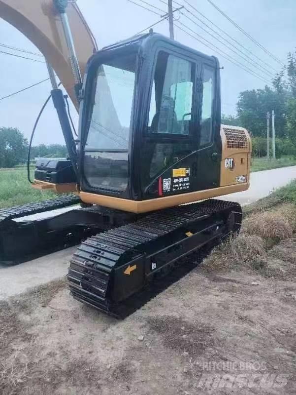 CAT 313 D2 GC 大型油圧ショベル12t以上（パワーショベル・ユンボ）