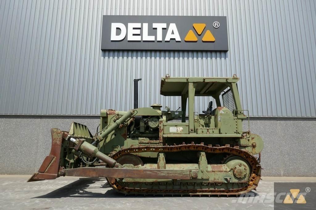 CAT D7F Ex-army ブルドーザー