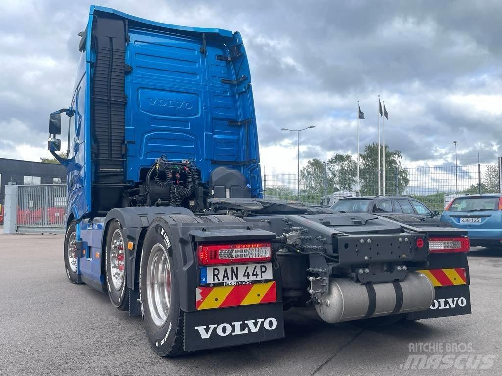 Volvo FH 500 中古トラクターヘッド | トレーラーヘッド