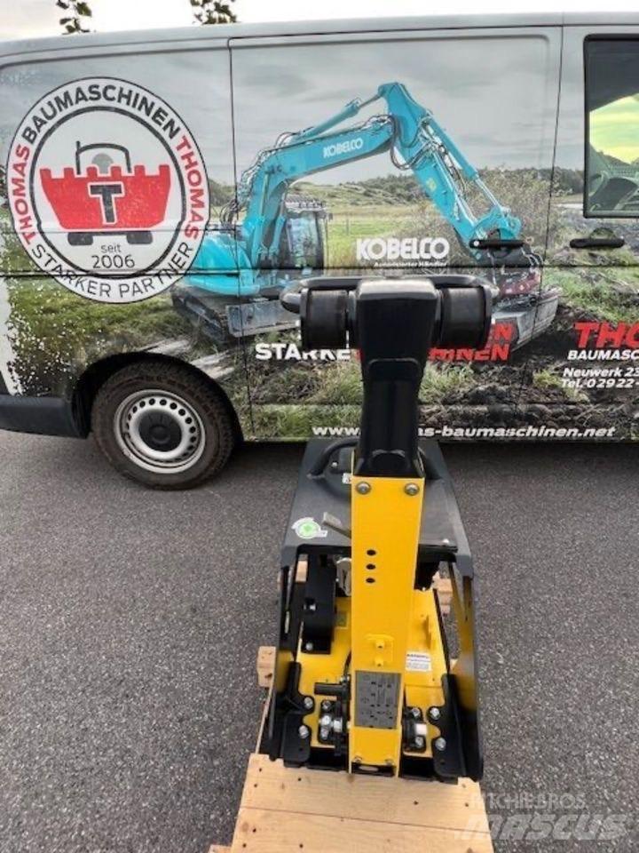 Bomag BPR 25/40 プレートコンパクター