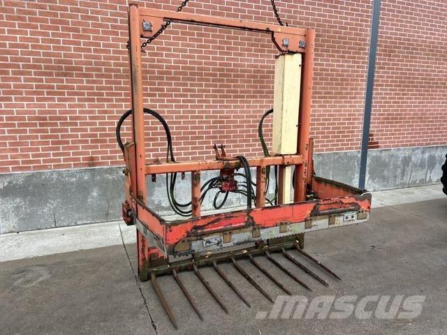 Trioliet TU 家畜飼料供給機