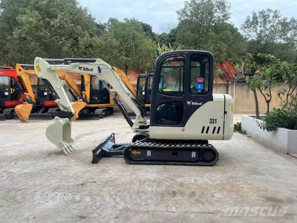 Bobcat 331 ミニ油圧ショベル 7t以下（ミニユンボ・ミニディガー）