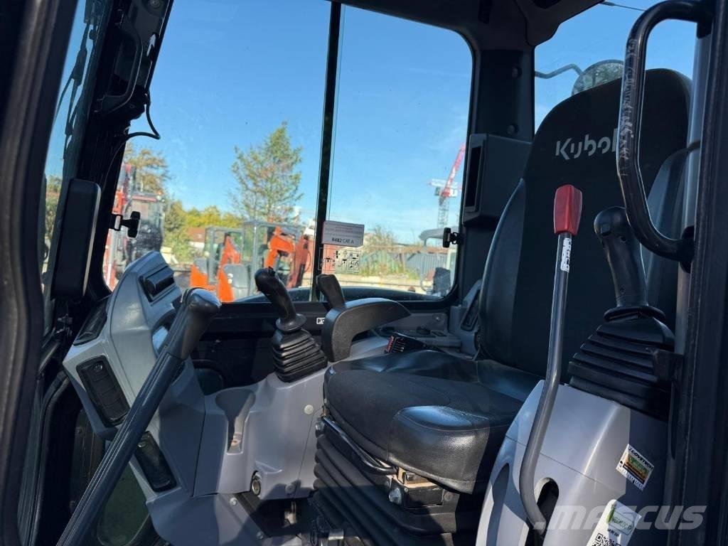 Kubota U 48 ミニ油圧ショベル 7t以下（ミニユンボ・ミニディガー）