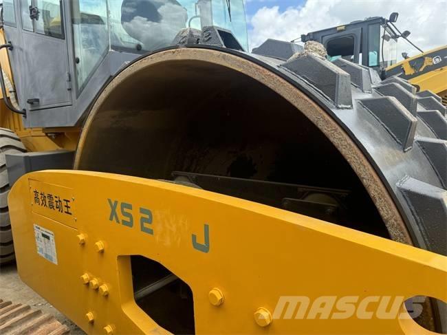 XCMG XS 223 J 振動ローラ