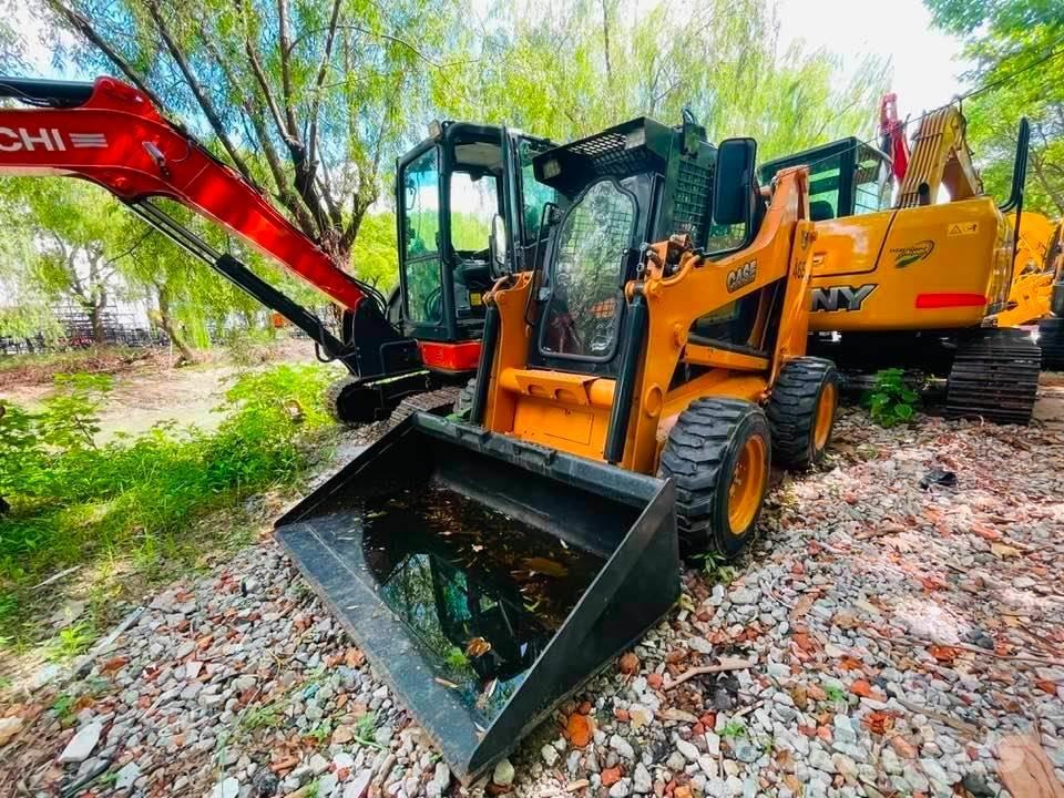 CASE 465 HD スキッドステアローダー