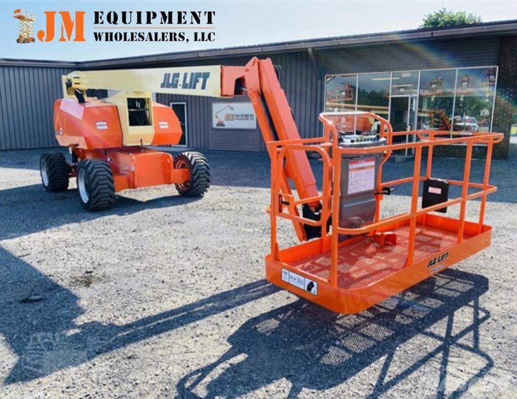 JLG 800 AJ ブームリフト　屈伸型