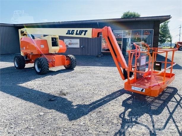 JLG 800 AJ ブームリフト　屈伸型