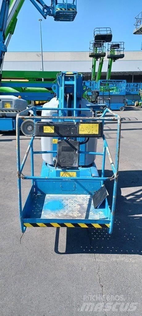 GENIE GR26J 垂直昇降型リフト
