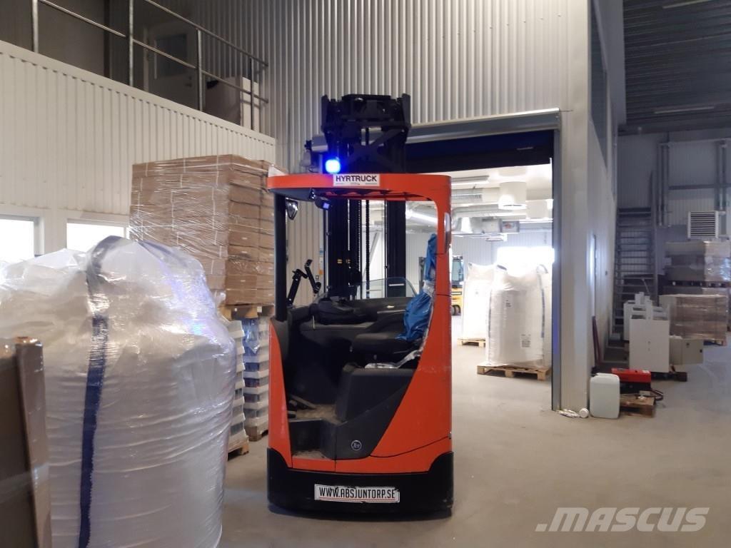 BT RRE200E リーチフォークリフト