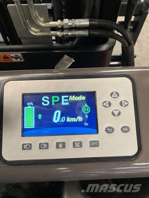 Manitou ME バッテリーフォークリフト