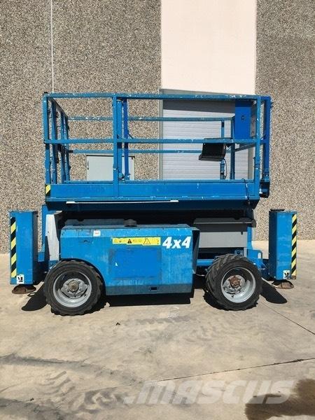 Genie GS 3268 RT シザースリフト