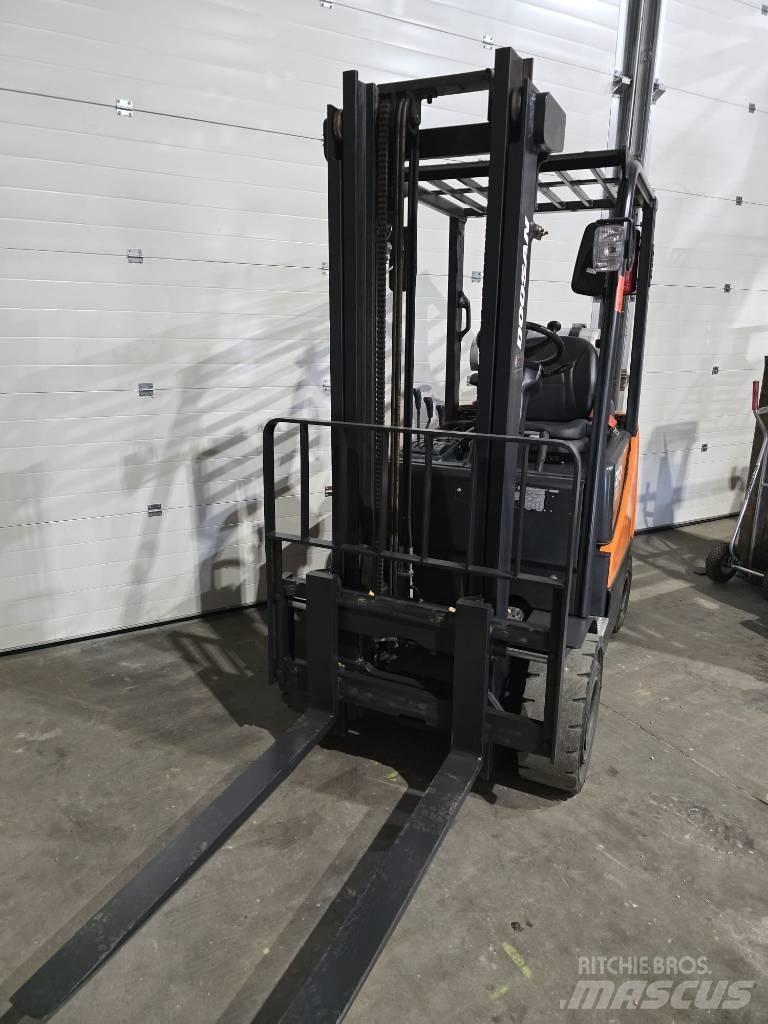 Doosan G20SC-5 LPGフォークリフト