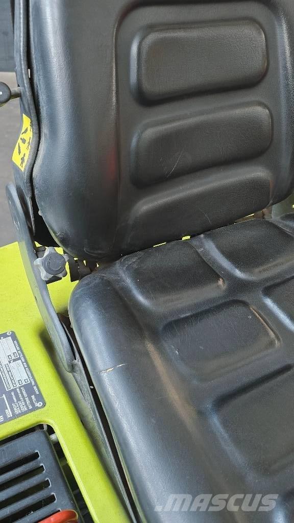 Clark TM 12 SN バッテリーフォークリフト