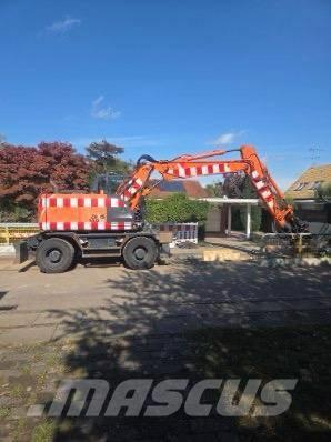 Hitachi Zaxis 140 W ホイール式油圧ショベル（パワーショベル・ユンボ・バックホー）