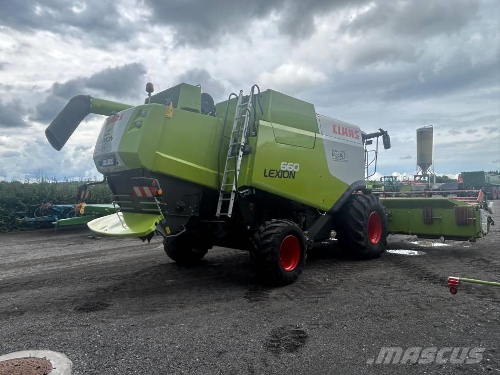 CLAAS Lexion 660 コンバイン