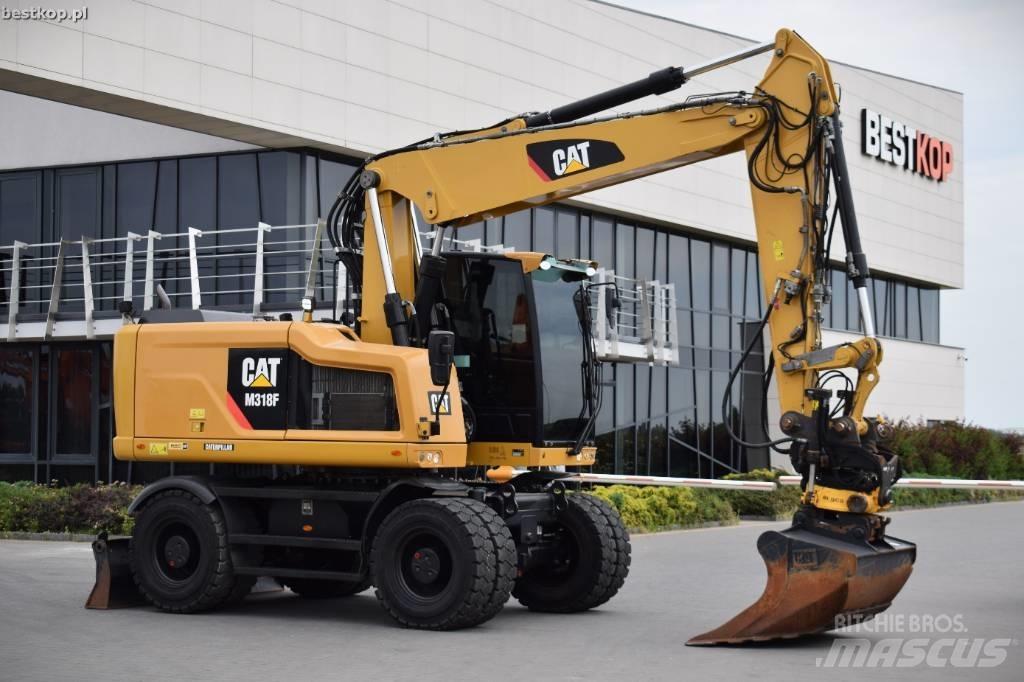CAT M 318 F ホイール式油圧ショベル（パワーショベル・ユンボ・バックホー）