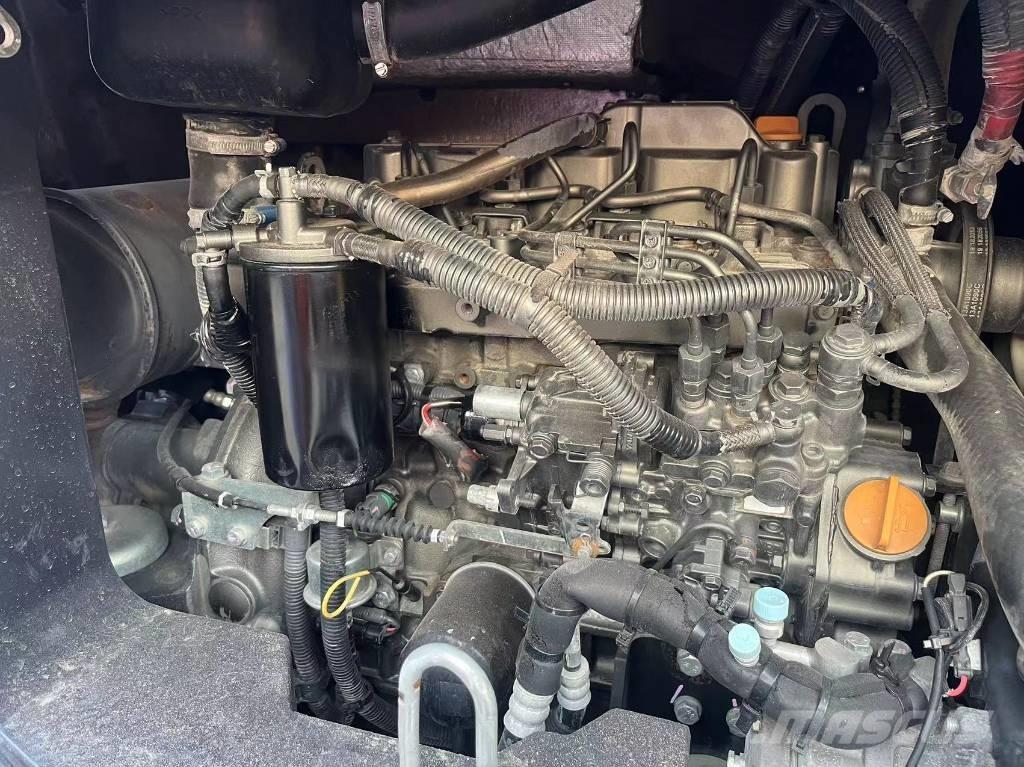 Hitachi ZX 55 USR ミニ油圧ショベル 7t以下（ミニユンボ・ミニディガー）