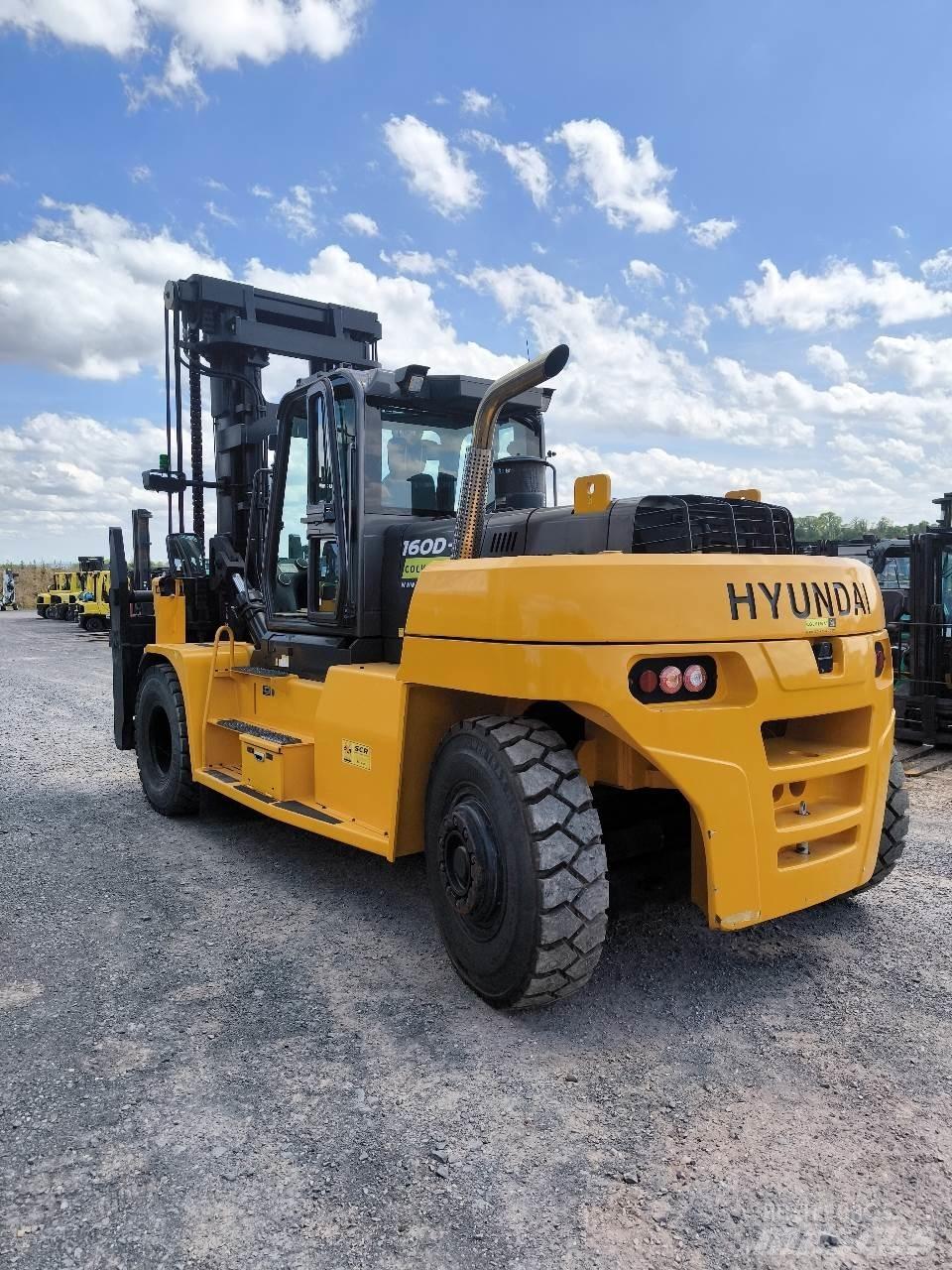 Hyundai 160D-9L トラック積載用フォークリフト