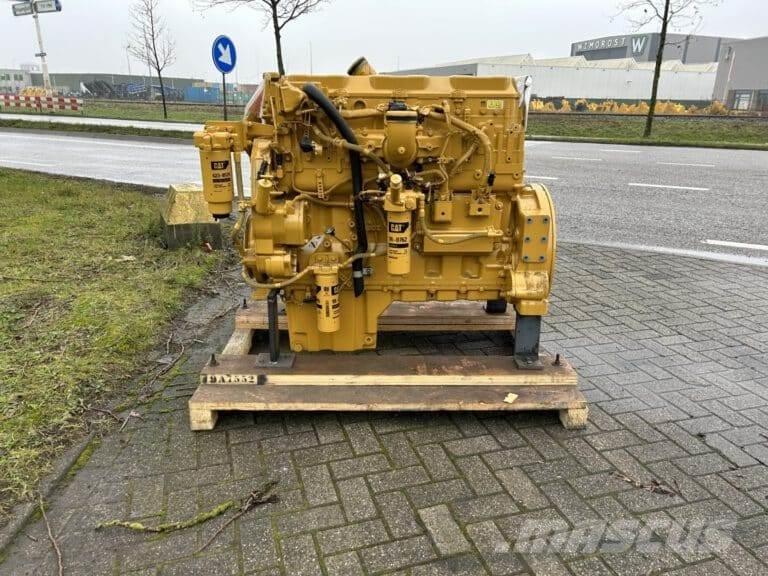 CAT C13 エンジン