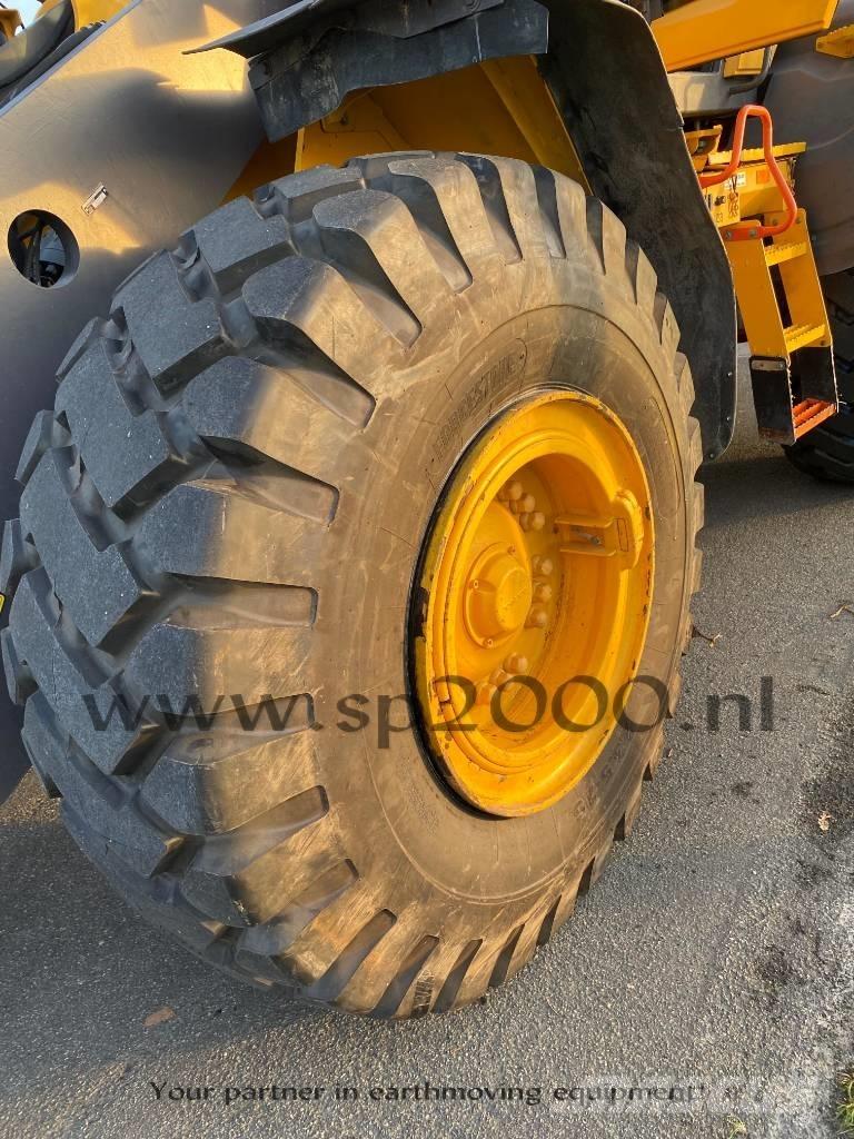 Volvo L 120 H ホイールローダー・タイヤショベル