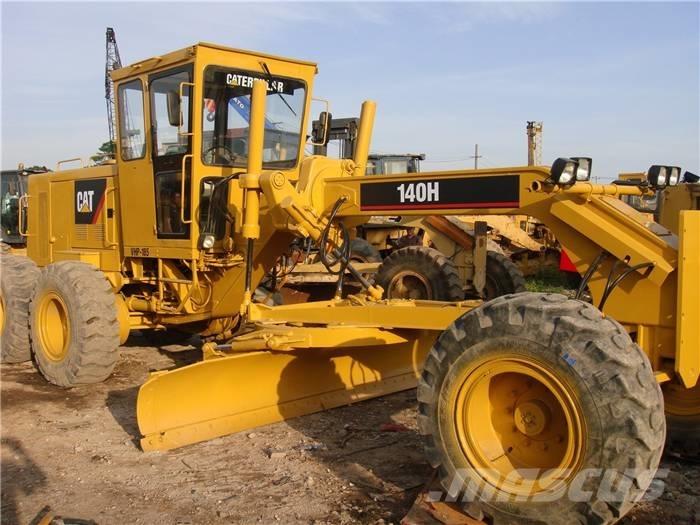 CAT 140 H モーターグレーダー