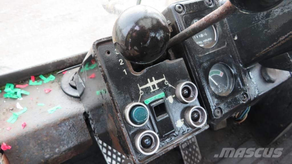 Hyster H40.00C-16CH コンテナハンドラー