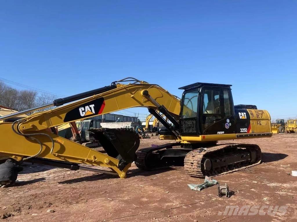 CAT 325 D 大型油圧ショベル12t以上（パワーショベル・ユンボ）