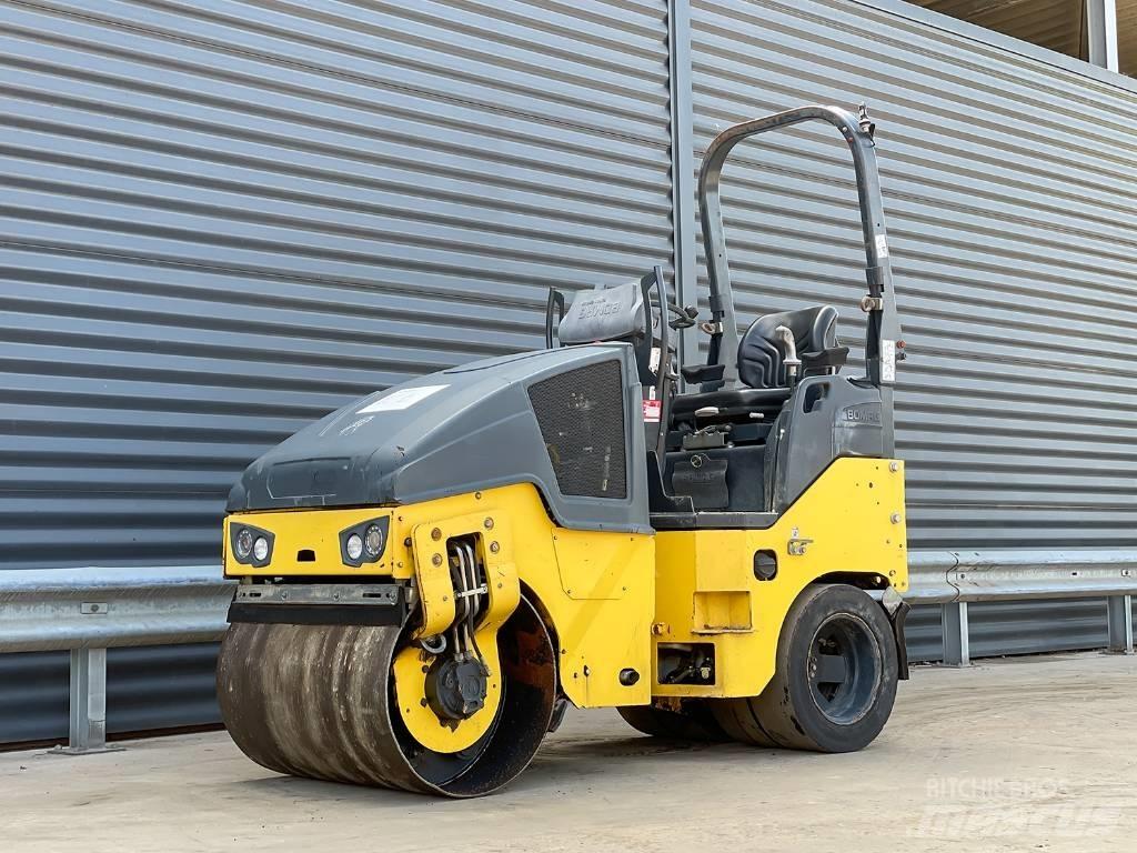 Bomag BW 100 AC-5 コンバインドローラ