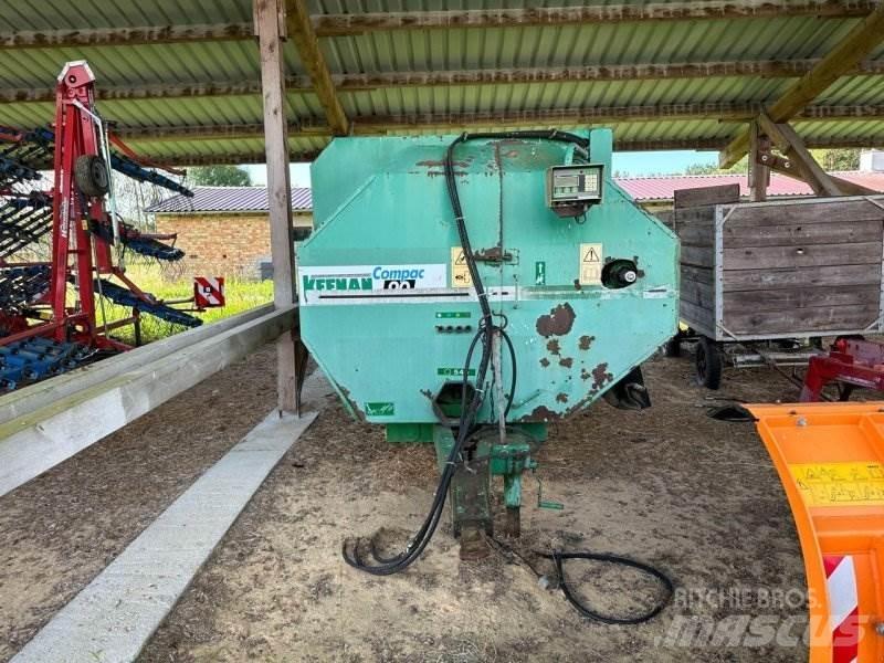 Keenan Compac 90 ホッパー、ブロワー、エレベーター