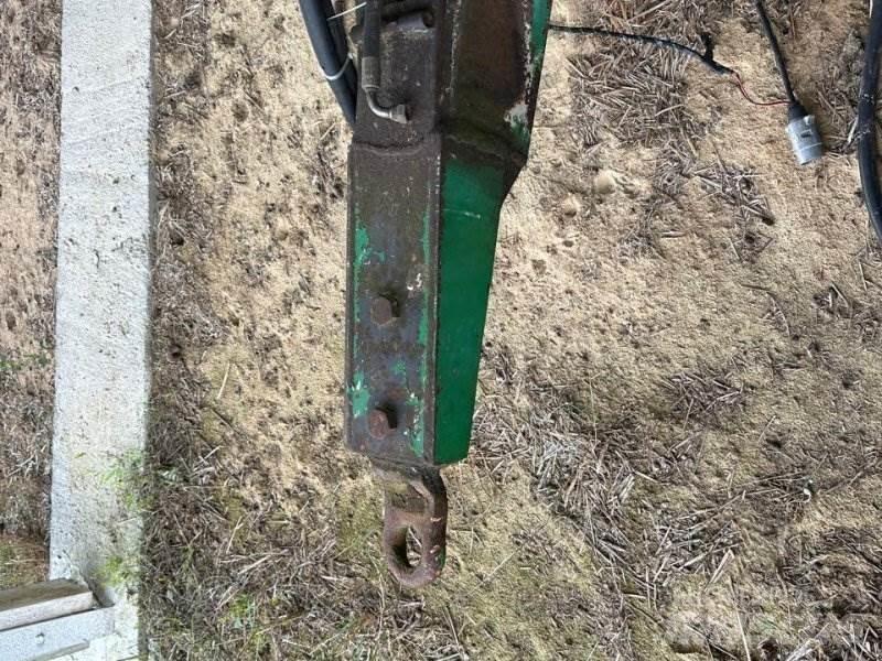 Keenan Compac 90 ホッパー、ブロワー、エレベーター
