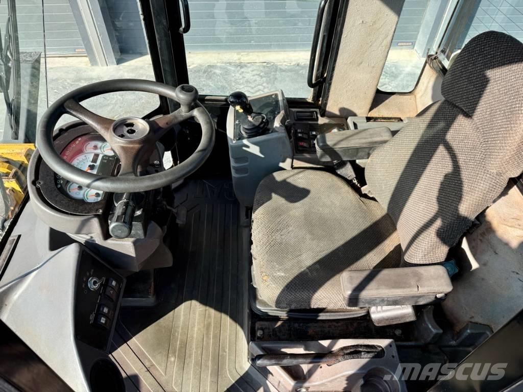 CAT 924 G ホイールローダー・タイヤショベル