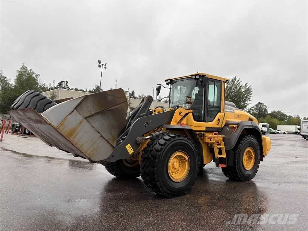 Volvo L110H ホイールローダー・タイヤショベル