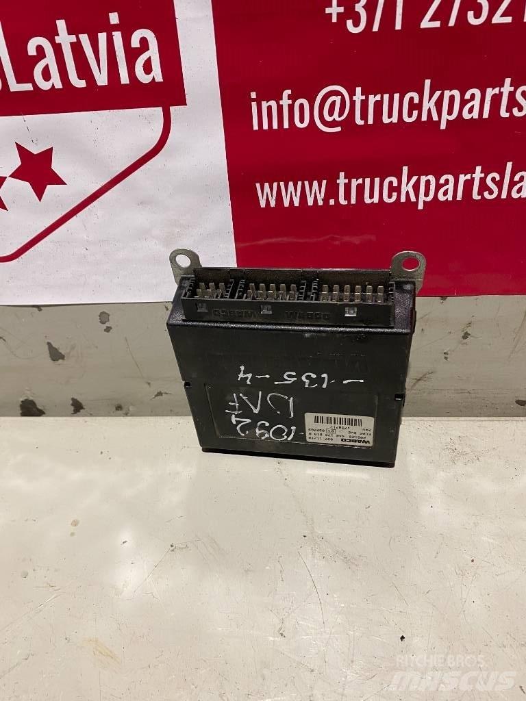 DAF XF 105.  1738717 電子機器