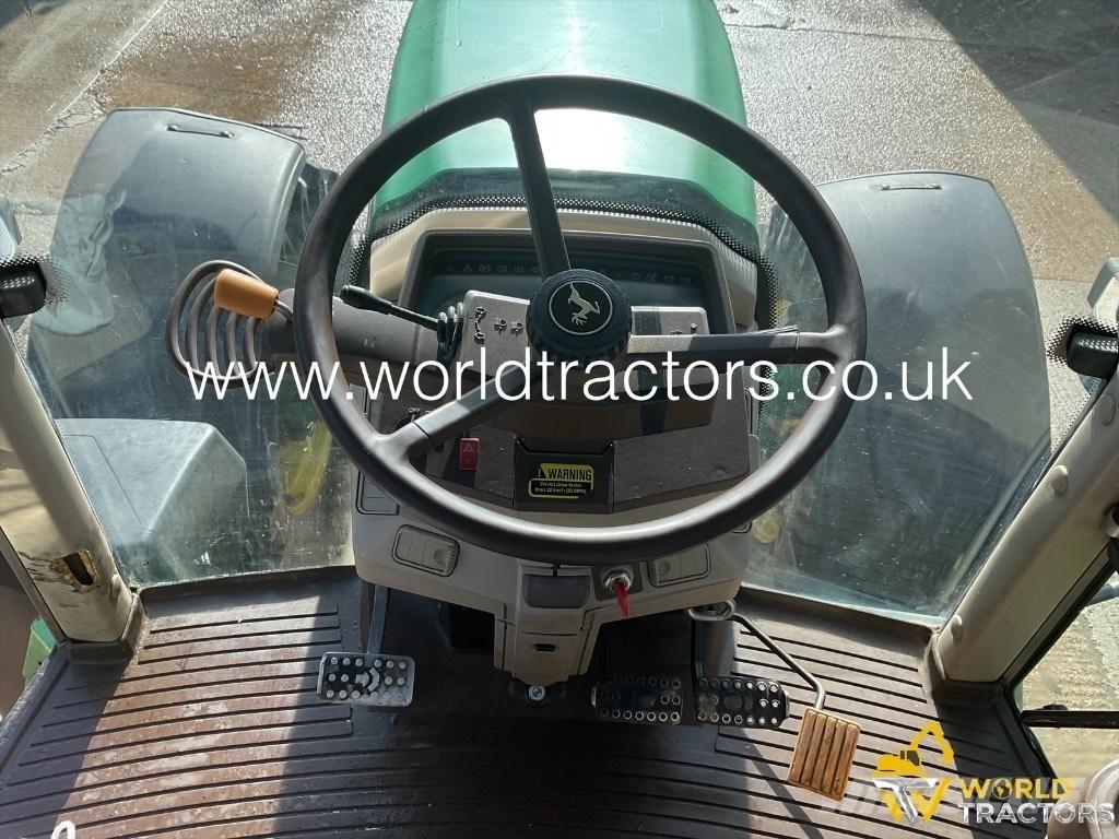 John Deere 6920 S トラクター