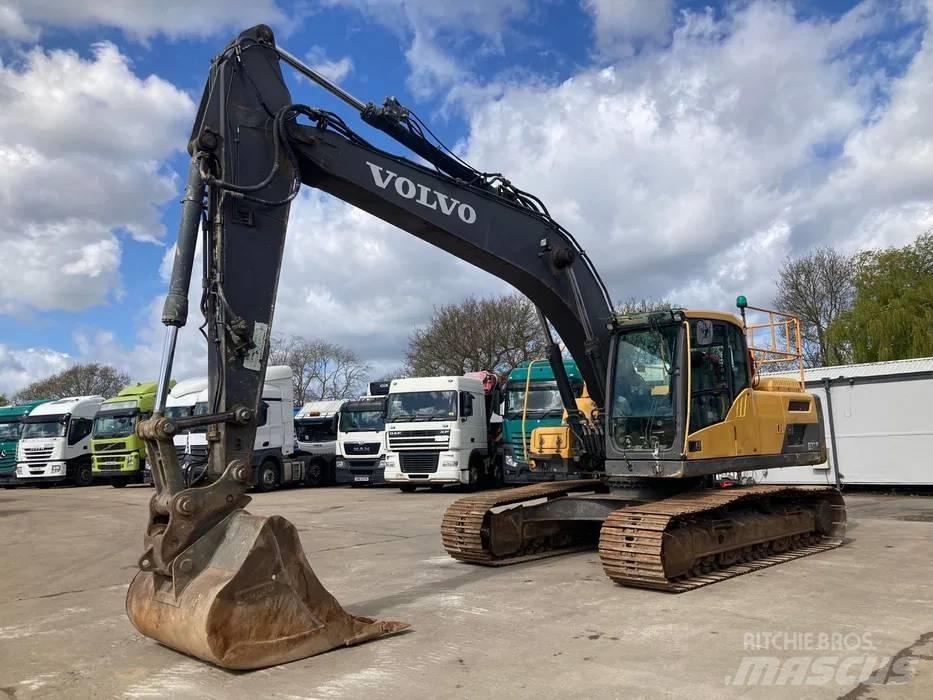 Volvo EC 220 DL 大型油圧ショベル12t以上（パワーショベル・ユンボ）