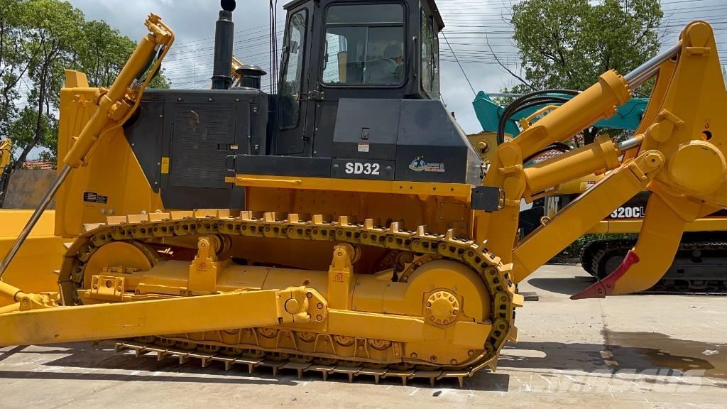 Shantui SD 32 D ブルドーザー