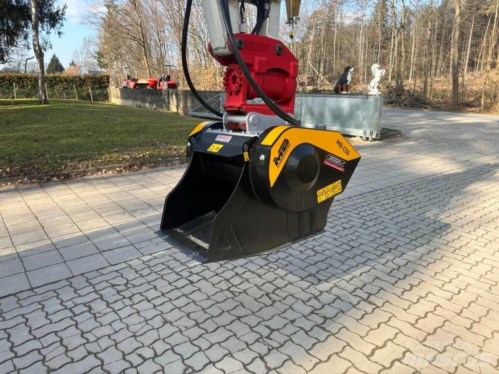 MB Crusher C 50 S4 バケットクラッシャー