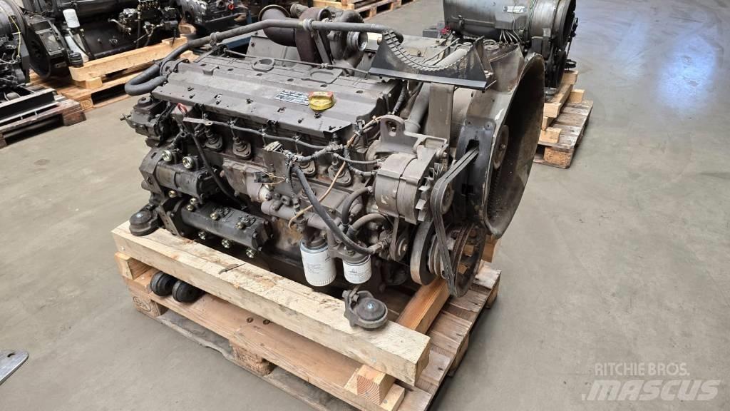 Deutz BF6M1012 エンジン