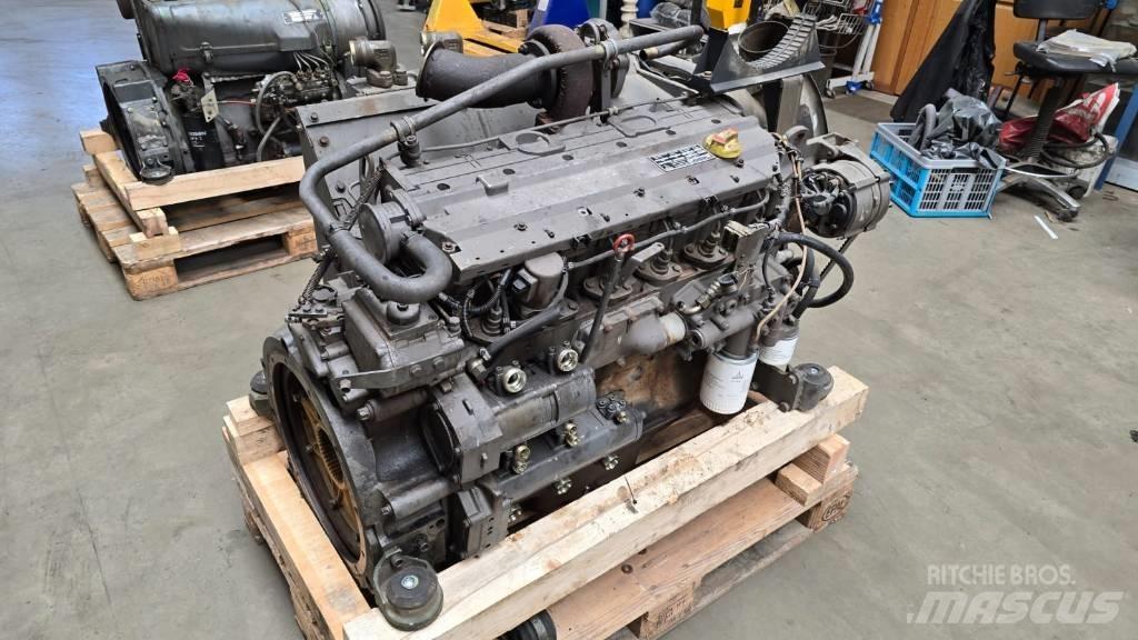 Deutz BF6M1012 エンジン