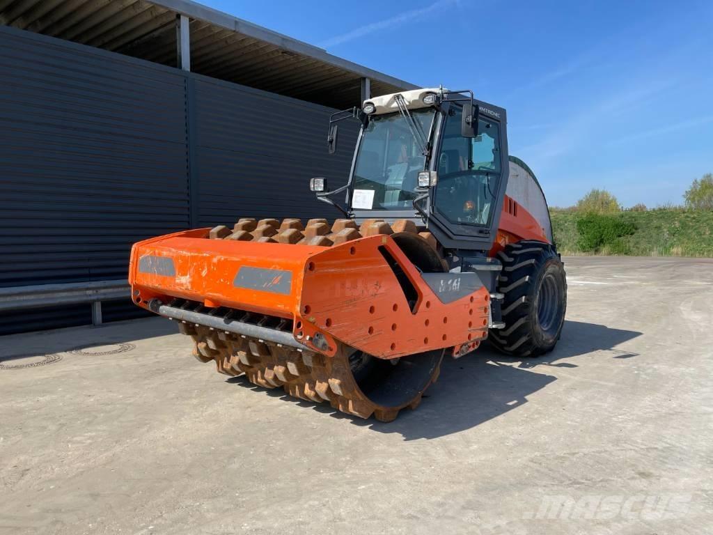 Hamm H 16I P 振動ローラ