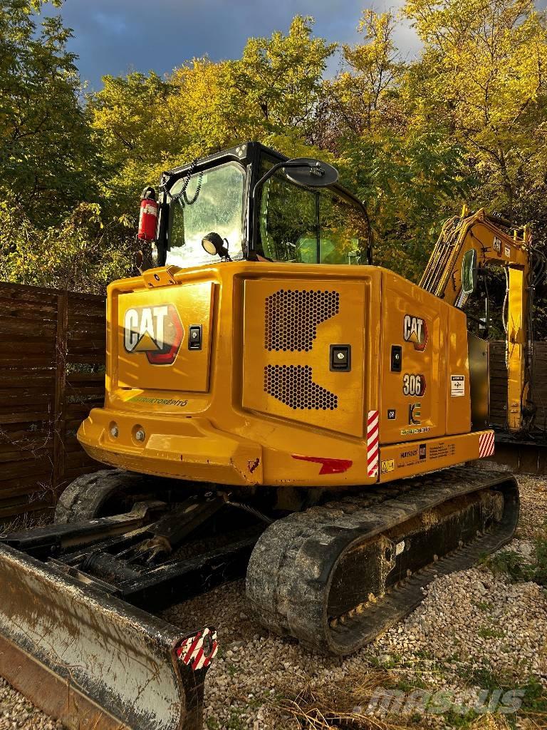 CAT 306 CR 中型油圧ショベル 7ｔ-12ｔ（ユンボ・パワーショベル・バックホー）