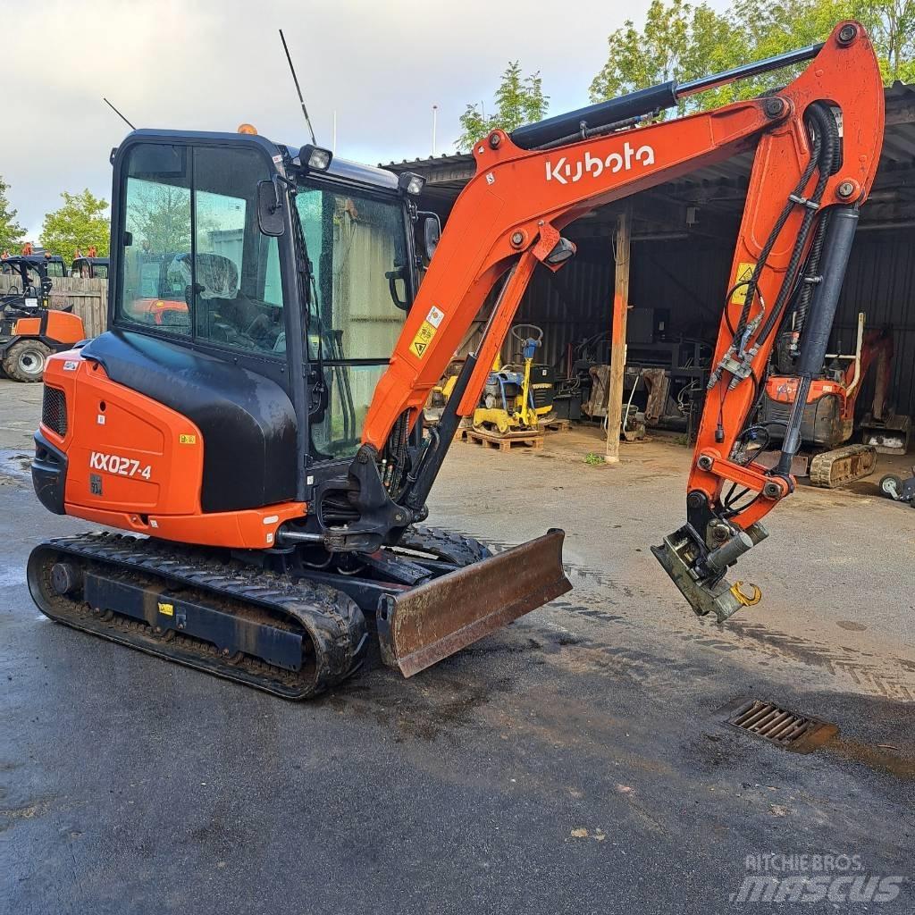 Kubota KX 027-4 ミニ油圧ショベル 7t以下（ミニユンボ・ミニディガー）