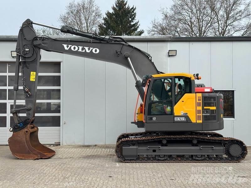 Volvo ECR 235 EL 大型油圧ショベル12t以上（パワーショベル・ユンボ）